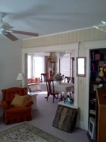 Comfortable, Quiet and Private. Vintage Home - Image 4