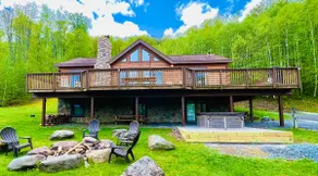 Mountain-Top Cabin with Hot Tub and Pool Table! - Image 2