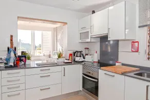 Bright and modern house - Image 5