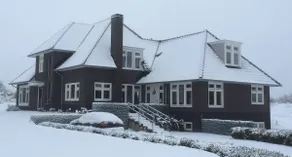 Two-person apartment in a beautiful country house. - Image 2