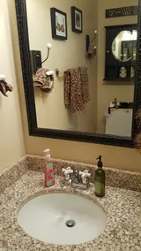 Awesome house/2 car garage in perfect location!!! - Image 3