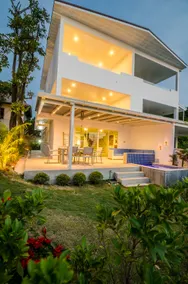 Family friendly villa with private garden, jacuzzi - Image 2