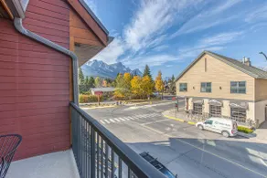 Rundle Rise - Spacious Condo Steps from Main Street - Image 2