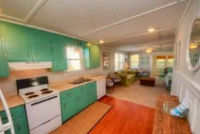 Happy Holiday Home! Pet-Friendly, Walk to Beach! - Image 2