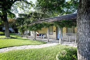 Maria's Suite | Pet friendly | Terrific Character - Image 2