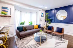 Boston Luxury Home, Free parking, 5 mins to the Casino, 10 minutes to airport. - Image 4