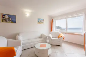 Beach front Rose - Image 5