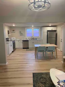 Charming 1 bedroom home near Quincy University - Image 2