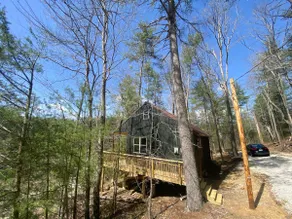 Cozy and cute, close to everything RRG! WiFi! - Image 3