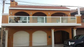 BEACH HOUSE OCEANVIEW-Hi Speed WIFI Rent By Owner - Image 2