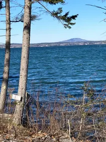 Waterfront Cottage on Harriman Point - Image 3