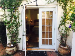 Charming private guest house. - Image 2