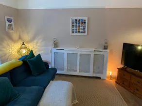 A minute from the sea, dog friendly with parking! - Image 4