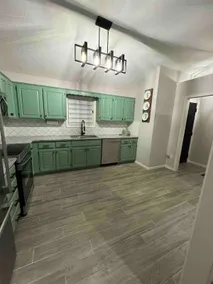 Newly remodeled quiet duplex! - Image 4