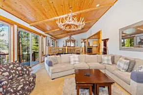 CUSTOM SINGLE STORY CABIN WITH JACUZZI POOL TABLE & BIG GAME ROOM WITH ARCADE games - Image 5