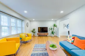 Sunset Point 4 Bedroom Home by D&R canal - Image 2