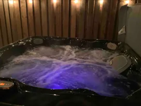 The Miller Inn & Suites W/ Hot Tub &  2026 Summer Beach Pass - Image 3
