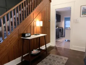 Cozy Craftsman ‘05 near downtown | Pet Friendly! - Image 5