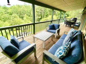 Highlands Spacious Cabin w/Hot Tub,games,gym+wifi - Image 3