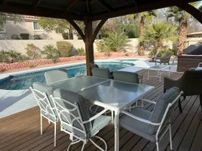 Remodeled Retreat near Red Rock & 15 min to strip - Image 5