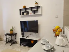 Private studio near beach with outside space - Image 2