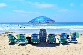 Luv Oceanside Views-1 House to Beach, Boardwalk and Waves-Spacious Rooftop Sun Deck-Plus King Beds too! - Image 5