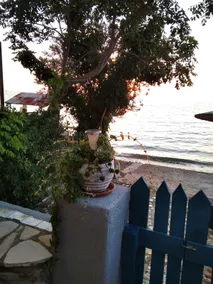 Artemis House – Cozy House by the Sea - Image 5
