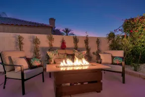 10Bd Beautiful Home/Games/Big yard+Pool/Parking - Image 3