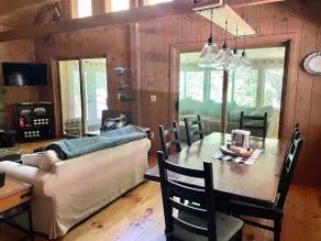 Cozy 3-bdrm - Ossipee Lake access, Ski, Shop, Hike - Image 3