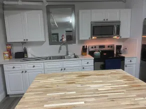 Spacious basement retreat. One block from MSU - Image 5