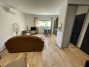 apartment with pool - Image 3