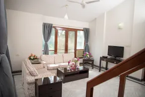 Amazing 3 Bedroom in PRIME Koregaon Park!!! - Image 4