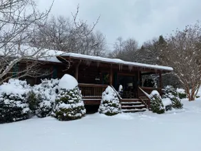 Cuddly Bear cabin. Maggie Valley, NC - Image 4