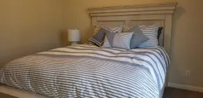 Boring Bungalow /1 bedroom guesthouse with kitchen - Image 2