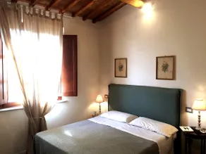 Oliveta Verde with garden near the center - Image 2