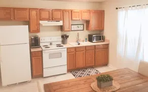 Landon's Attached Home - Image 4