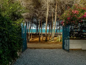 Few steps from house to the Mediterranean sea - Image 5