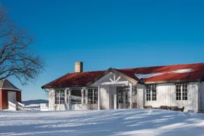 Cozy outbuilding on lively farm in Ringsaker - Image 4