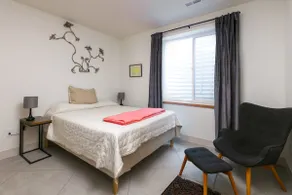 Private unit in vibrant LOHI with solar-power! - Image 4