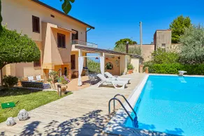 Villa Natino med pool og have - Image 5