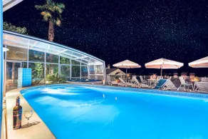 Villa Roses: Penthouse with pool - Image 5