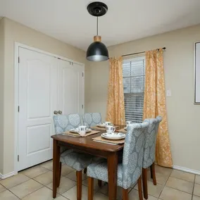 BOHO chic 2b w/suites 4 min f Airport and Hospital - Image 3