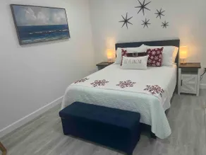 Ocean Blue adorable new studio ! - Image 4