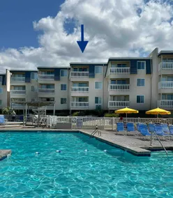 APATB - Top Floor Condo Overlooking Outdoor Pool! - Image 3