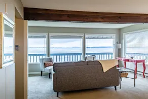 The Flat at Chuckanut Manor - Image 5