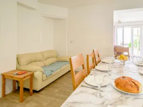 Beachside & Dog Friendly In Village Nr Looe - West - Image 4