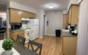 Cozy Home in MH | 3 Queens | Near Royal Oak - Image 5