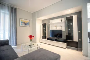Leo's home - Image 2