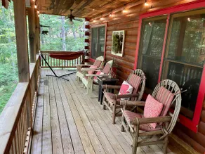 The Red Roof Cottage in Cherry Log Mountain - Image 3