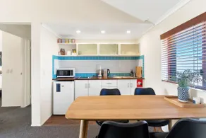 Maui - Central Byron. 1 min to beach. Free Parking - Image 5
